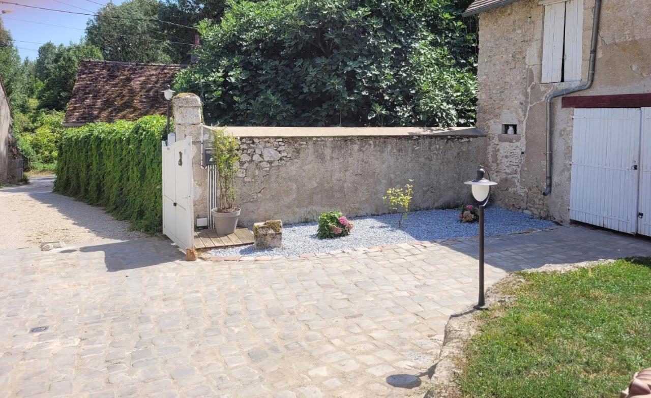 Gite De La Tour De Loire - 65 M2 Au Pied D'Une Tour De Gue Du 17Eme Siecle Mer Eksteriør bilde