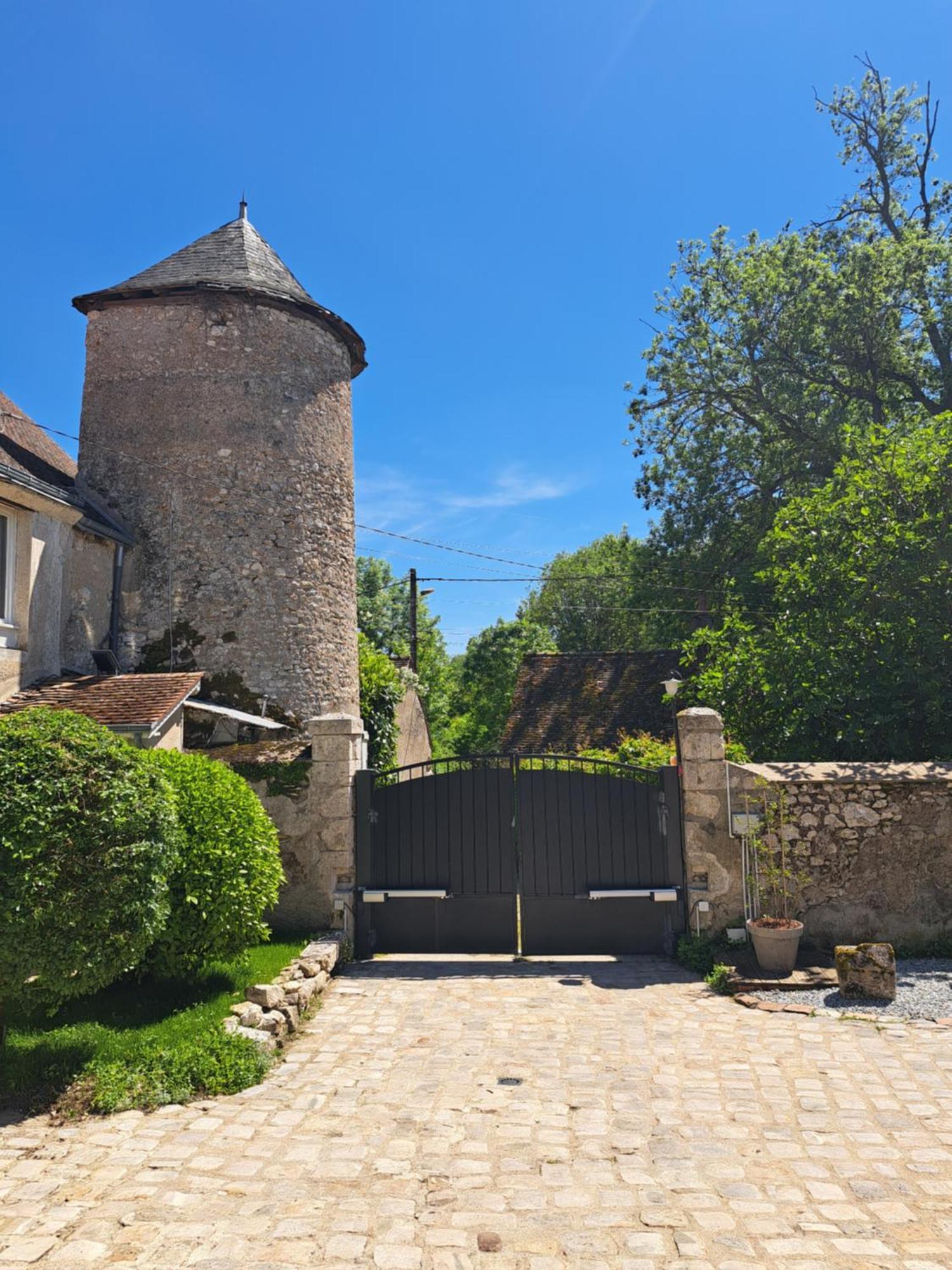 Gite De La Tour De Loire - 65 M2 Au Pied D'Une Tour De Gue Du 17Eme Siecle Mer Eksteriør bilde